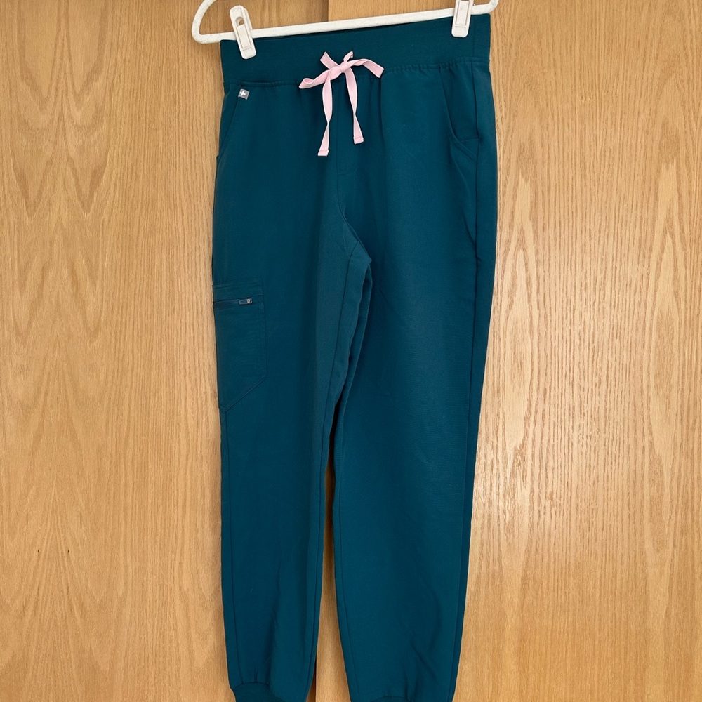 NWT Figs Caribbean Blue Zamora Scrub Joggers